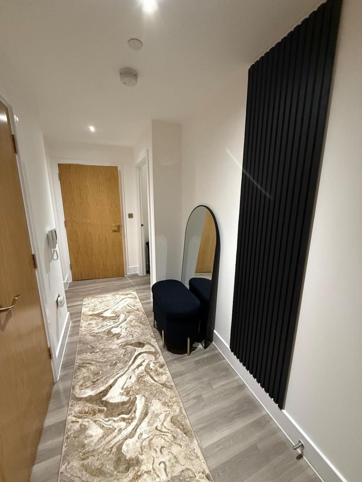 Stunning 2 Bed In Royal Wharf Next To Excel & Airport Apartamento *