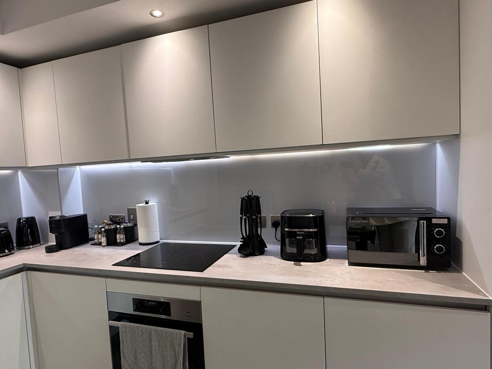 Stunning 2 Bed In Royal Wharf Next To Excel & Airport Apartamento Londres